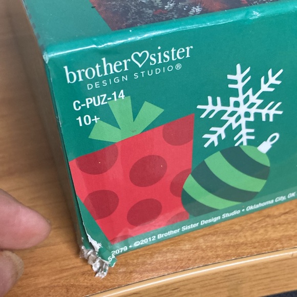 Oversized Christmas Puzzle - Picture 3 of 5